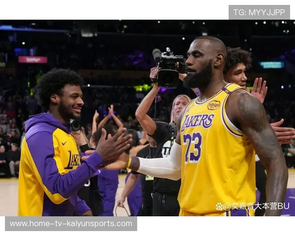 湖人完美反弹：逆境中的荣耀重塑